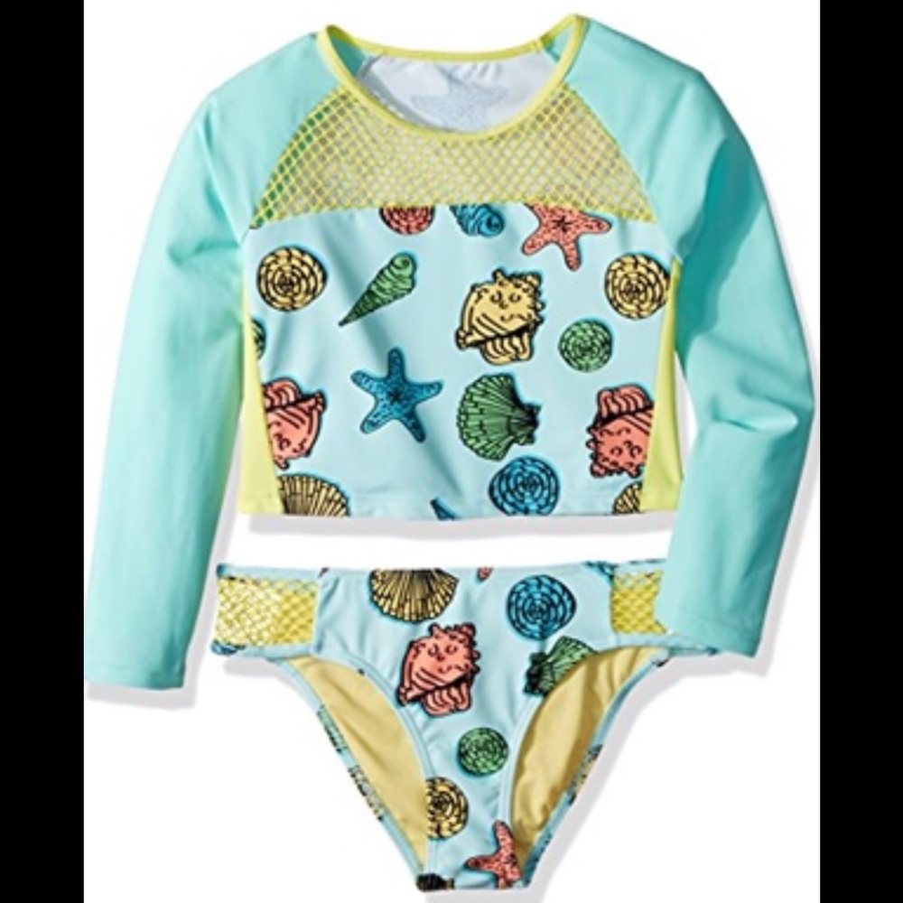 NWT Vigoss sz 5 2 pc Rash guard set.
